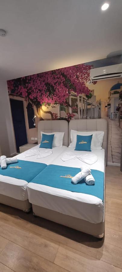 Suncoast Rooms Port Side ساراندا المظهر الخارجي الصورة